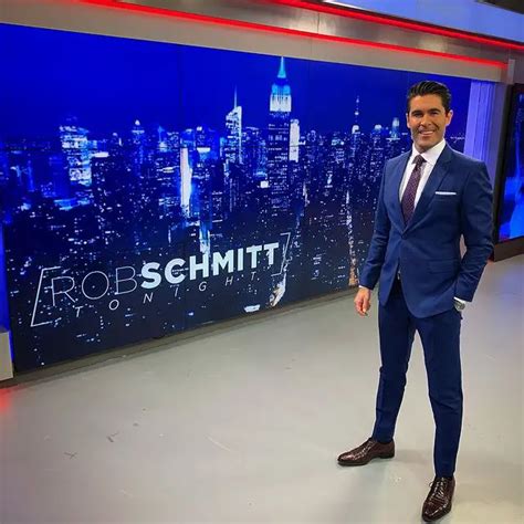 Rob Schmitt Height. . How tall is rob schmitt from newsmax